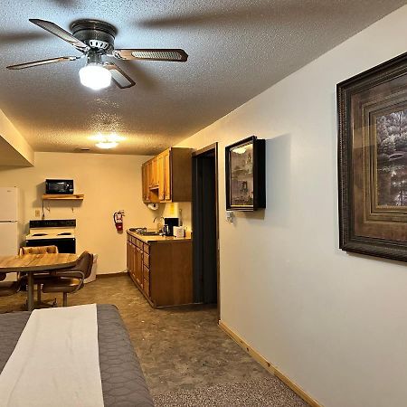 Country Cabins Hotel Chariton ภายนอก รูปภาพ