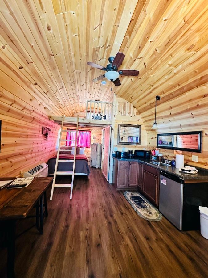 Country Cabins Hotel Chariton ภายนอก รูปภาพ