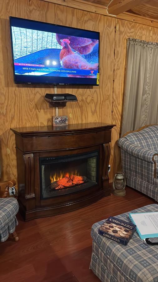 Country Cabins Hotel Chariton ภายนอก รูปภาพ