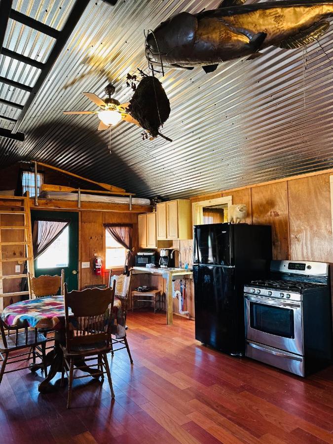 Country Cabins Hotel Chariton ภายนอก รูปภาพ