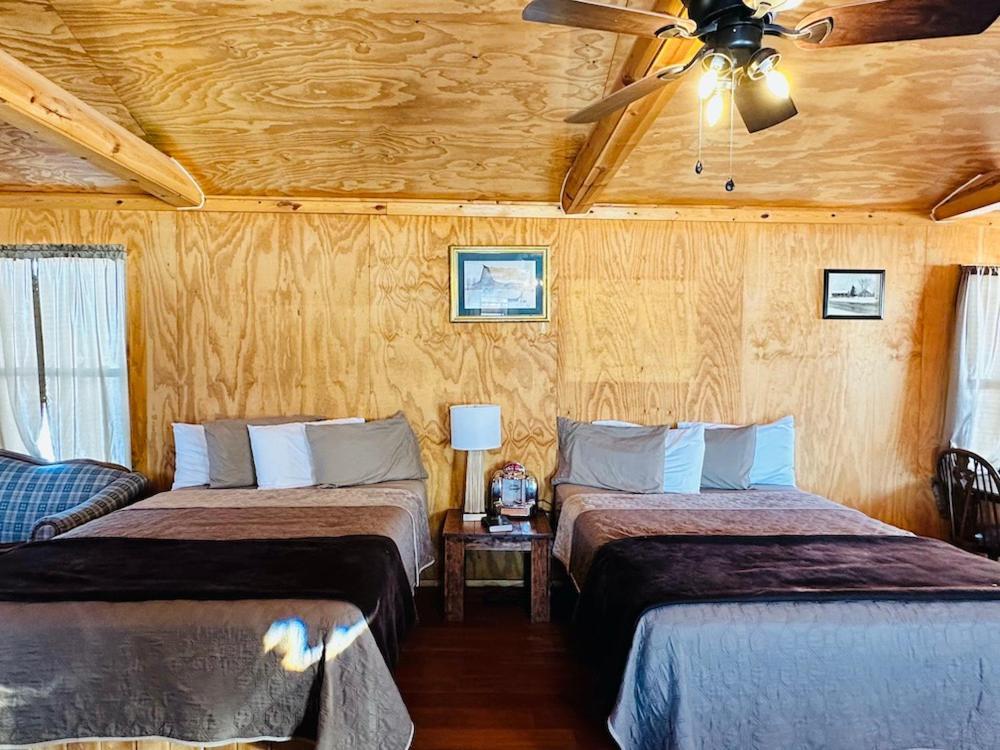 Country Cabins Hotel Chariton ภายนอก รูปภาพ