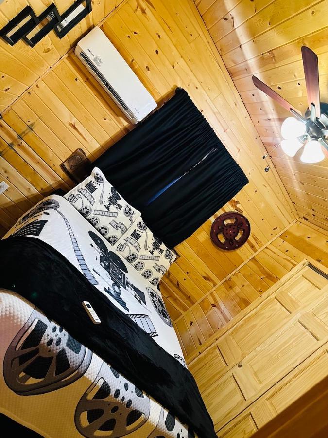 Country Cabins Hotel Chariton ภายนอก รูปภาพ