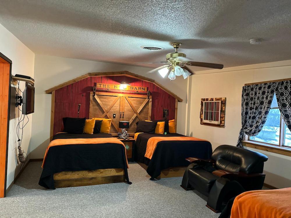 Country Cabins Hotel Chariton ภายนอก รูปภาพ
