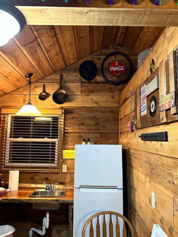 Country Cabins Hotel Chariton ภายนอก รูปภาพ