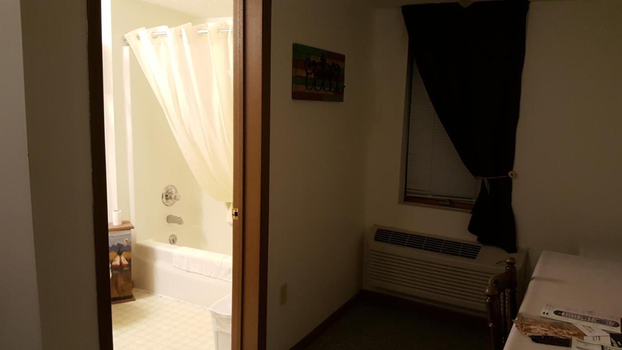 Country Cabins Hotel Chariton ภายนอก รูปภาพ